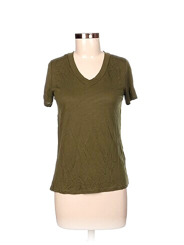 Koton T-shirt %70 İndirimli.