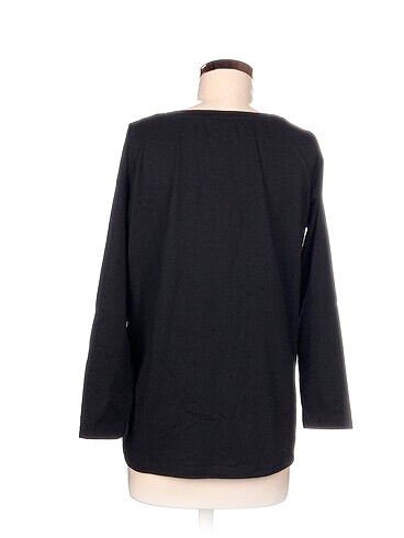 m Beden Trendyol & Milla T-shirt %70 İndirimli.