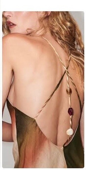 Zara sırt detaylı elbise