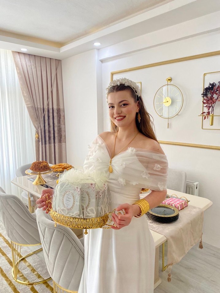 Özel dikim tasarım gelin elbisesi - Görsel 3