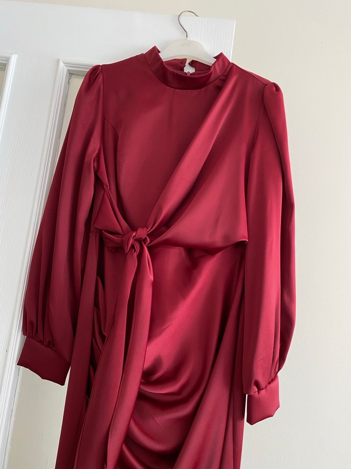 Bordo Uzun Kollu Yüksek Yaka Drapeli Elbise - Görsel 4