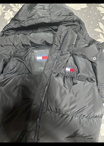 Tommy Hilfiger Siyah Kapüşonlu kadın Şişme Mont