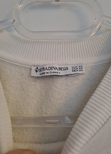 xs Beden beyaz Renk stradivarius sweatshirt