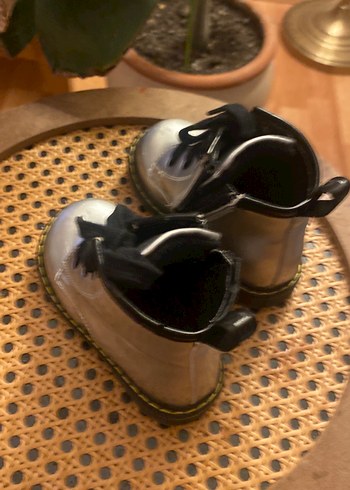 Kız Çocuk Gri Metalik Bot - Görsel 2