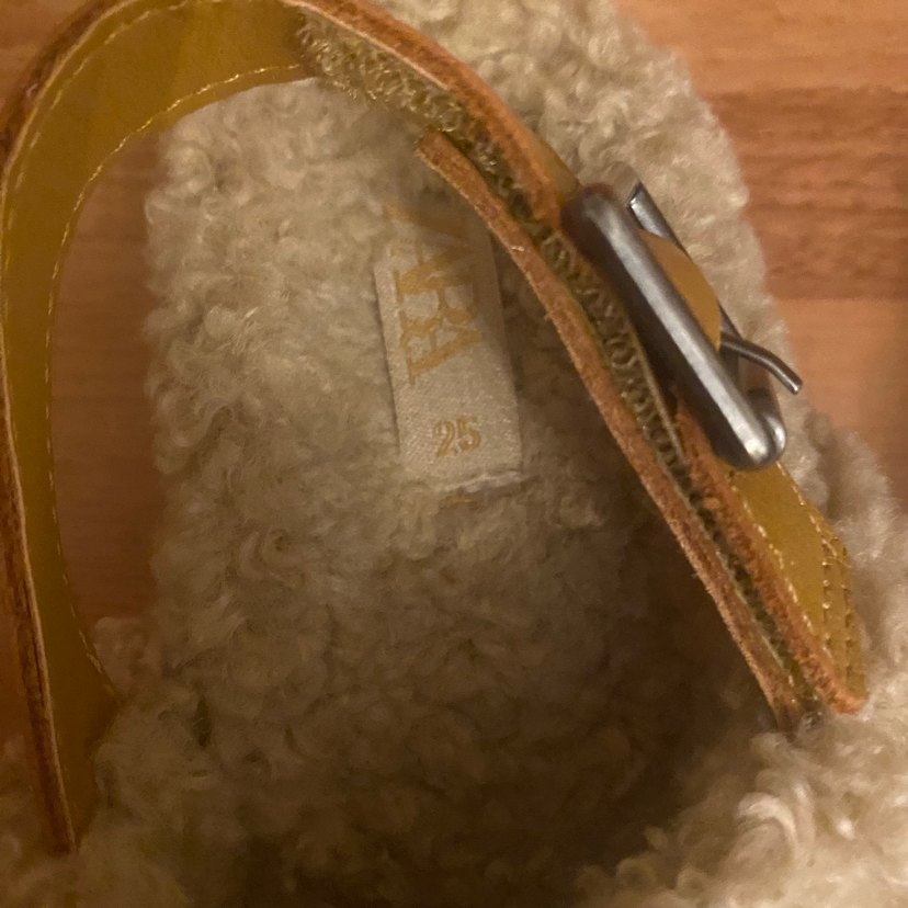 Kız Çocuk Bej Yünlü Peluş Terlik - Görsel 2