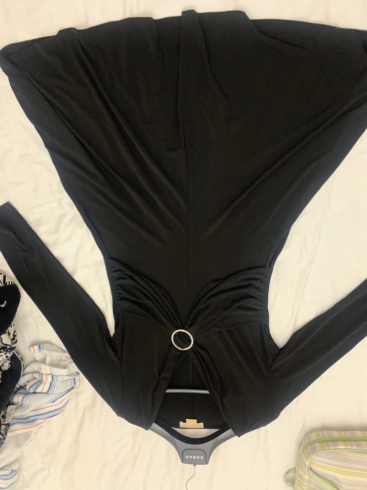 Siyah V Yaka Kemerli Midi Abiye Elbise - Görsel 2