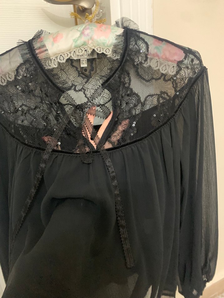 Dantel Detaylı Siyah Gotik Kadın Bluz - Görsel 2