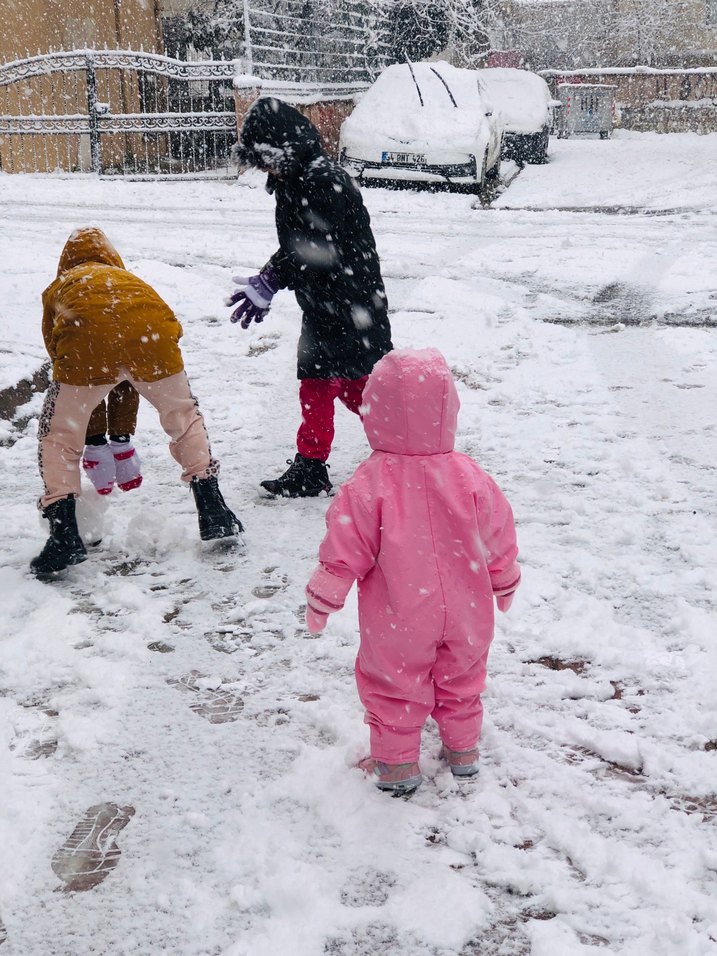 Pembe Bebek Kız Tulum Kürklü Kapüşonlu - Görsel 4