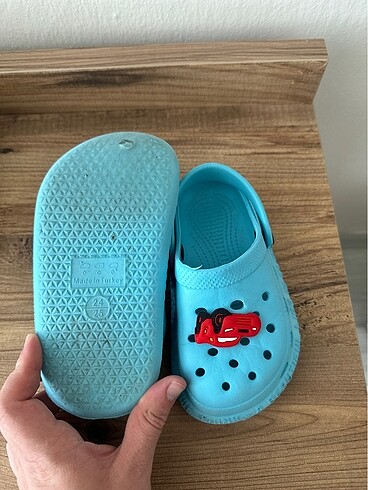 24 Beden mavi Renk Terlik