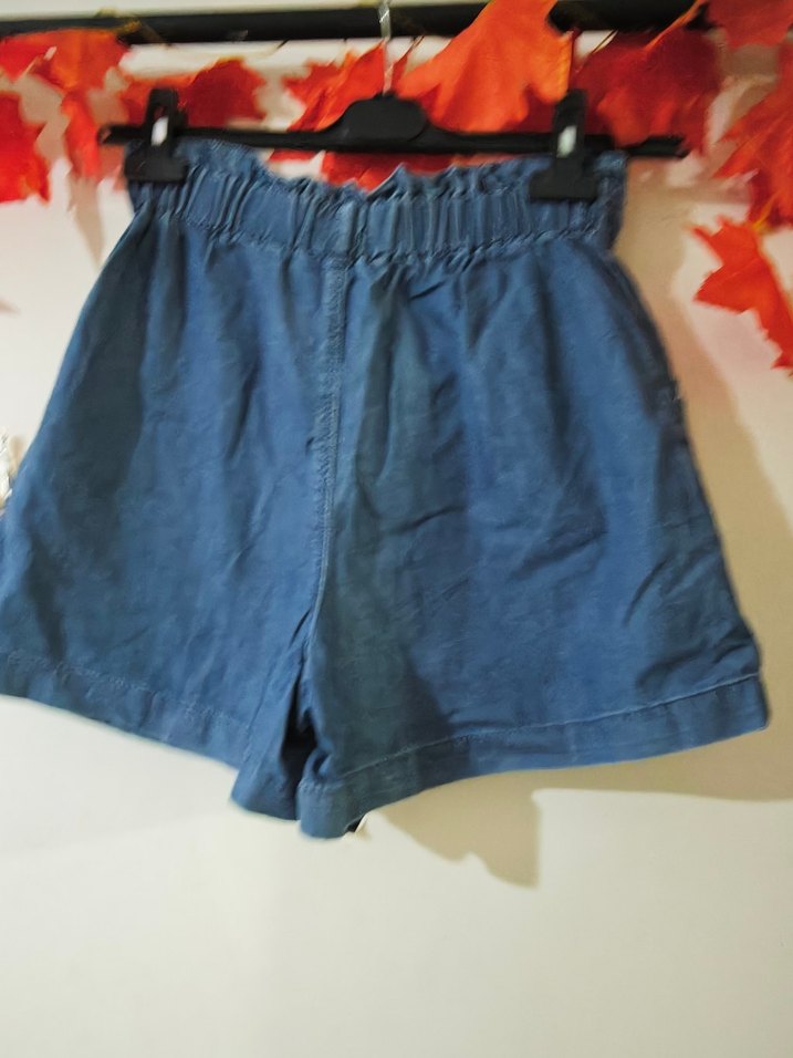 Kadın Mavi Kemerli Mini Denim Şort - Görsel 5