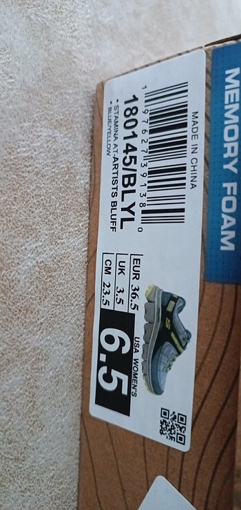 36,5 Beden Skechers spor ayakkabı