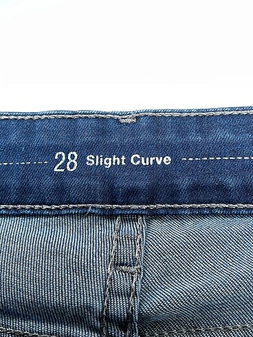 28 Beden çeşitli Renk Levis Skinny %70 İndirimli.