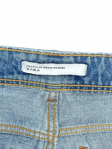 38 Beden mavi Renk Zara Mini Şort %70 İndirimli.