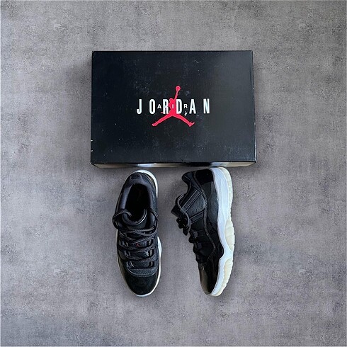 Air jordan retro 11 low