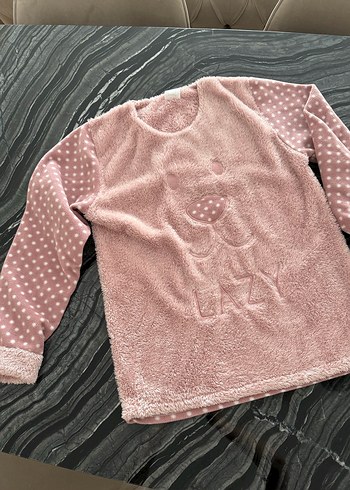 Pembe Tüylü Sıcak Ev Terlik + Pijama üstü - Görsel 2