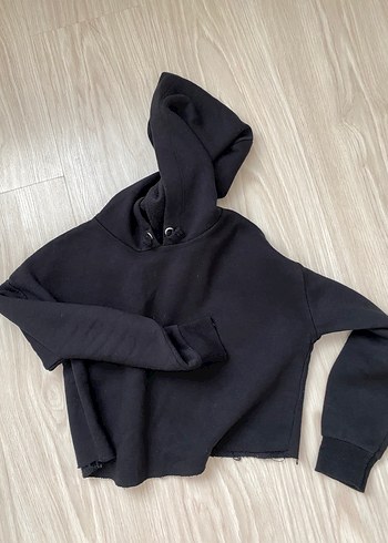 Siyah Yüksek Yakalı Crop Sweatshirt - Görsel 3