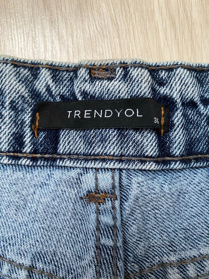 Mavi Kadın Mini Denim Şort - Görsel 2