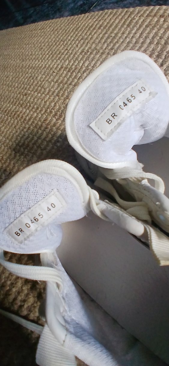 Givenchy Deri Beyaz Sneaker 40 Numara — görsel 6/10