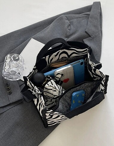 Siyah beyaz çanta - Görsel 4
