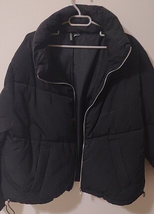 H&M Mont
