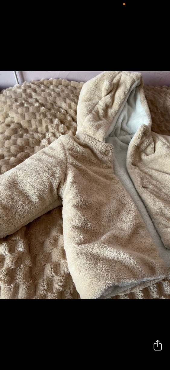 Kapüşonlu Bej Erkek Çocuk Kaban - Görsel 2