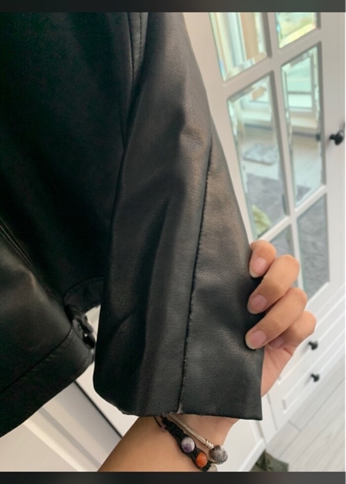 Siyah deri ceket - Görsel 2