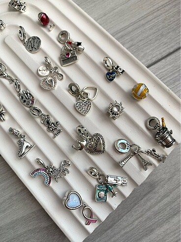 Beden gri Renk Pandora Charm