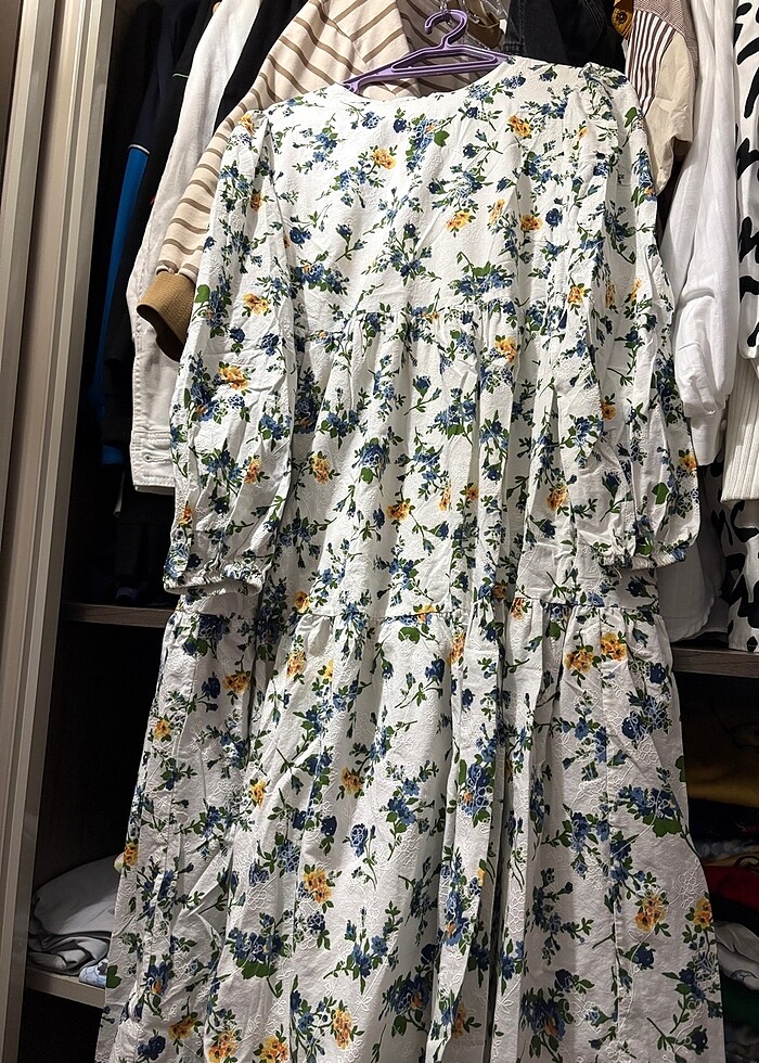 Çiçekli elbise - Görsel 2