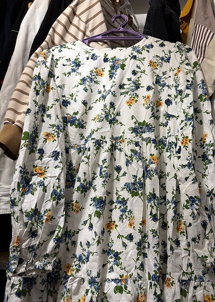 Çiçekli elbise - Görsel 3