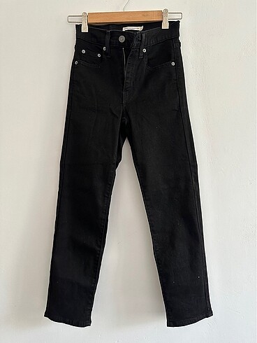 Levis