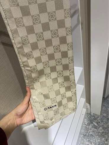  Beden ten rengi Renk Aker şal