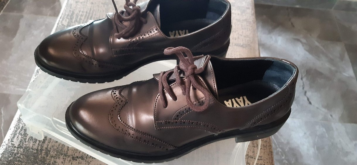 Kahverengi Deri Bağcıklı Kadın Klasik Ayakkabı - Görsel 4