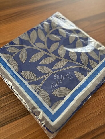 Zara Silk home eşarp