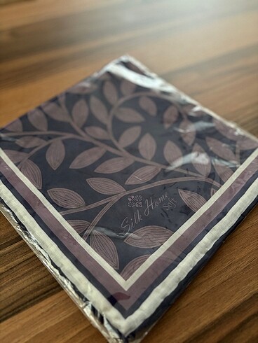 Silk home eşarp