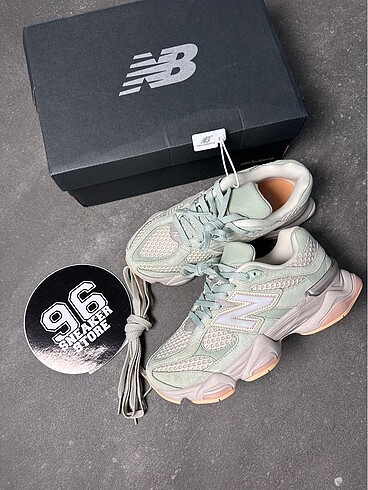 New Balance New Balance 9060