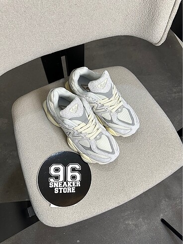 37 Beden gri Renk New Balance 9060 Quartz Grey