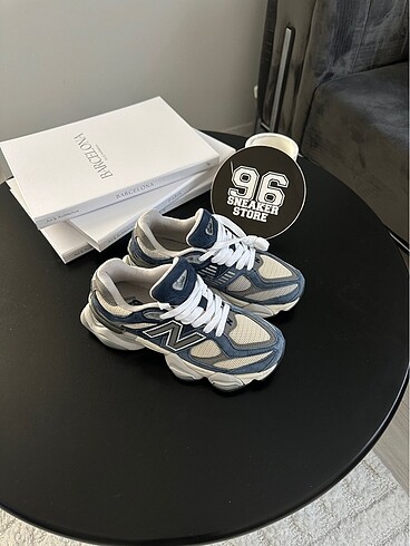35 Beden New Balance 9060