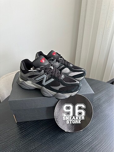 New Balance New Balance 9060