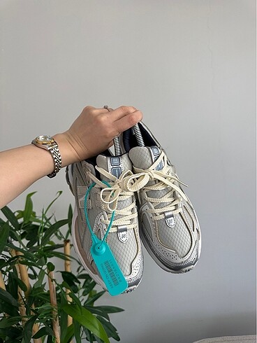 38 Beden New Balance 1906R