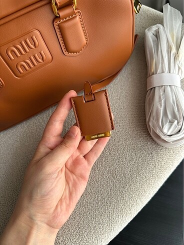 Miu Miu Miu Miu Çanta