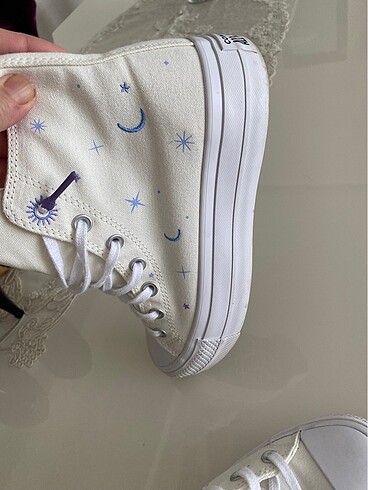 39 Beden beyaz Renk Converse