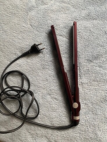 Babyliss saç düzleştirci