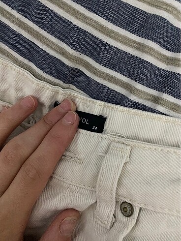 34 Beden ten rengi Renk Trendyol krem pantolon