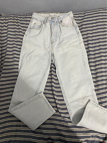 32 Beden Stradivarius jean