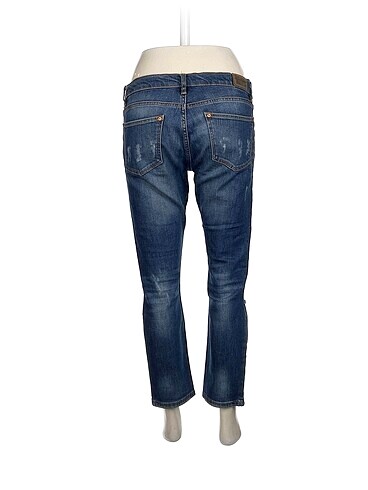 38 Beden PreLoved Jean / Kot %70 İndirimli.