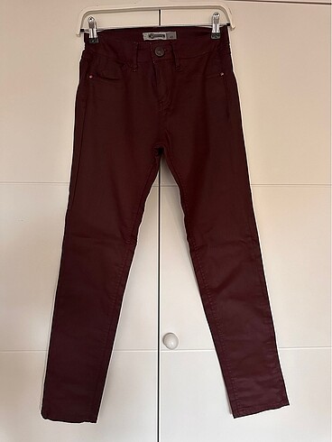 Stradivarius Bordo Mumlu Pantolon
