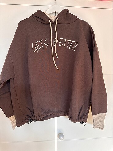 Kahverengi sweatshirt