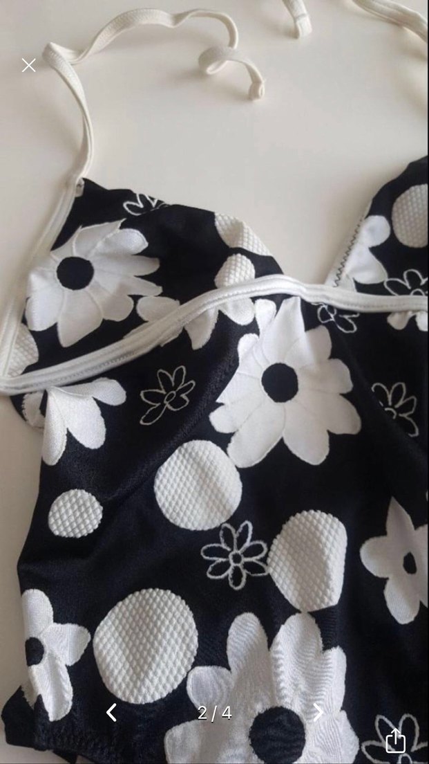 Çiçek Desenli Beyaz Siyah Mayo - Görsel 2