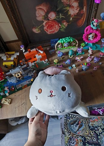 miniso Beyaz Pastel Peluş Kedi Oyuncak