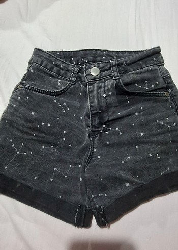 7 Yaş Beden Siyah Baskılı Mini Denim Şort